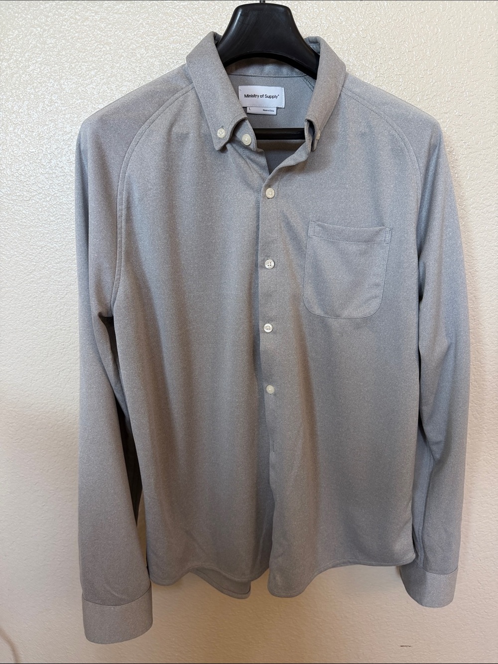 Ministry of Supply Men’s Light Gray Long-Sleeve Button-Down Shirt